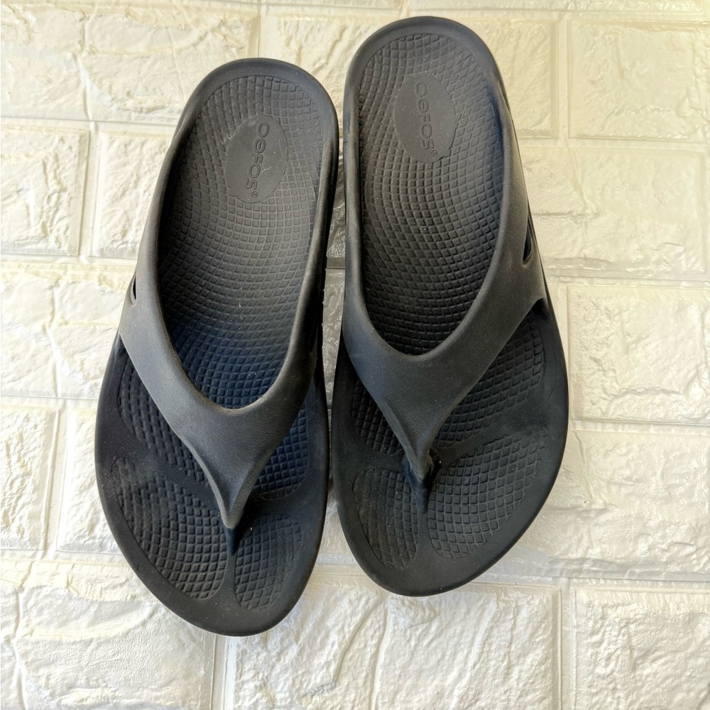 Oofos Recovery Sandals Black M6 W8 EU 39